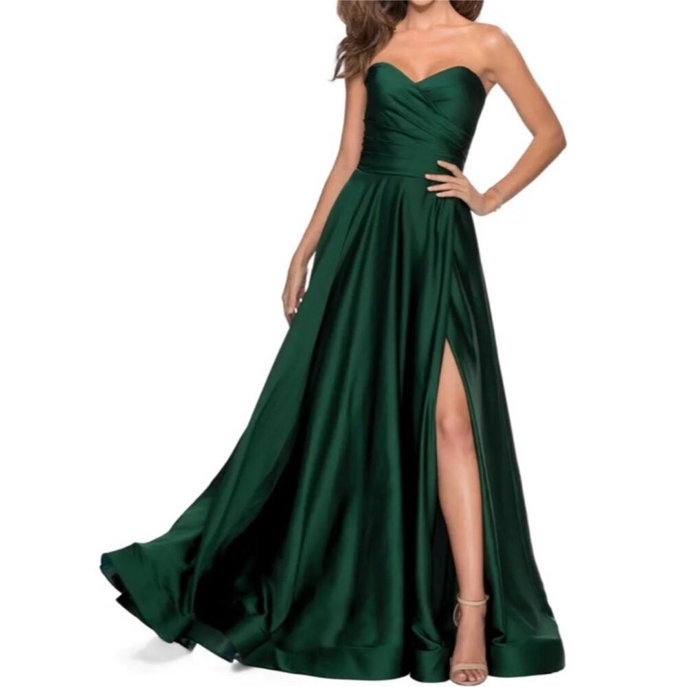 La Femme Satin Gown Size 10 Nwot $368
